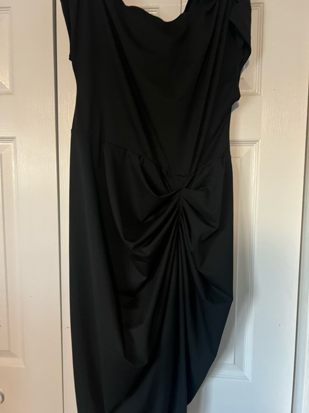 Black Women's Ruched Cocktail Dress